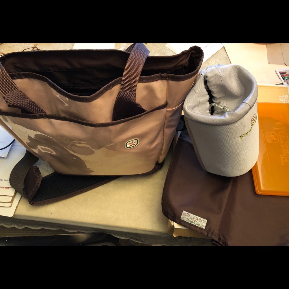 Fleurville diaper bag